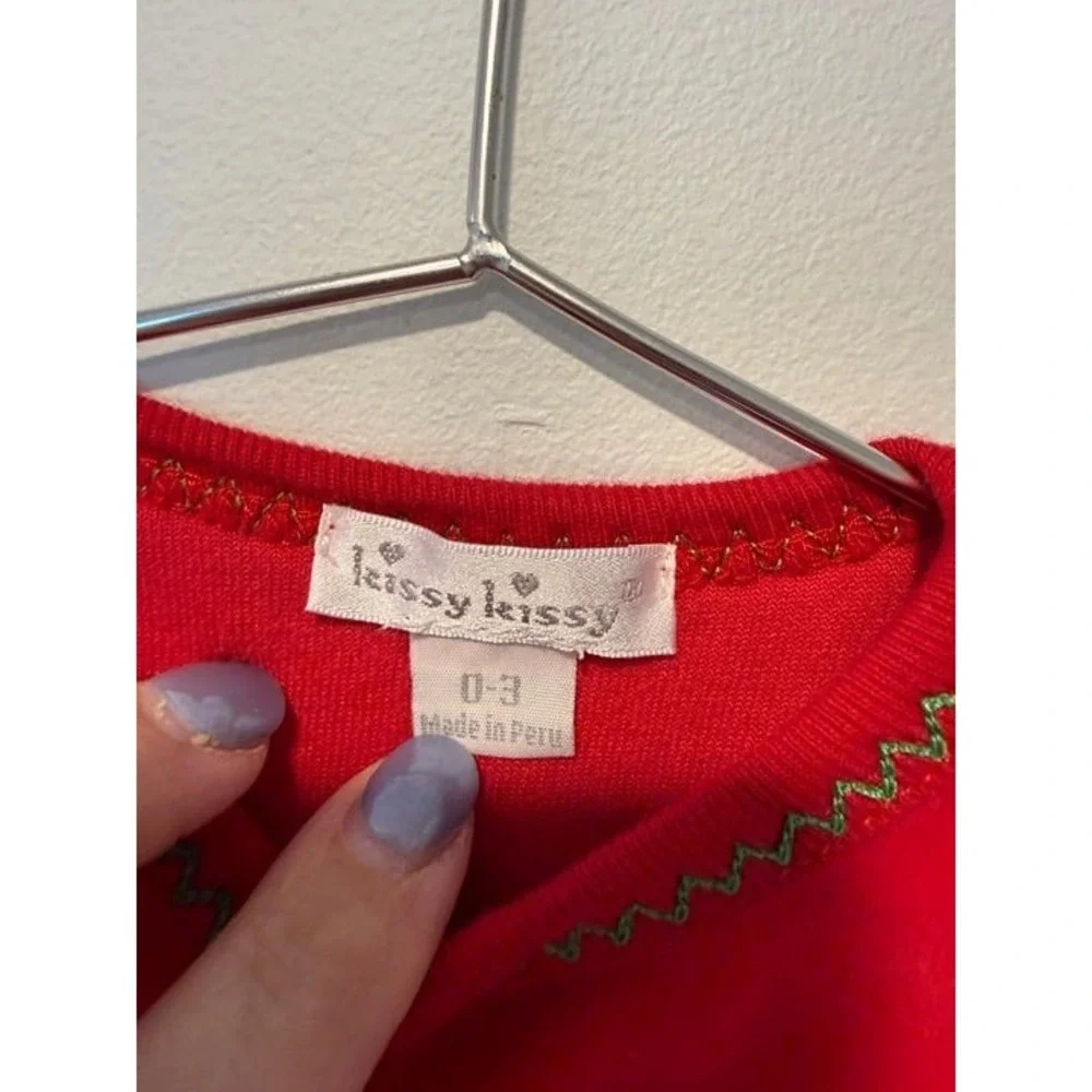 Kissy Kissy 0-3 Velour Christmas Sleeper Buttons EUC